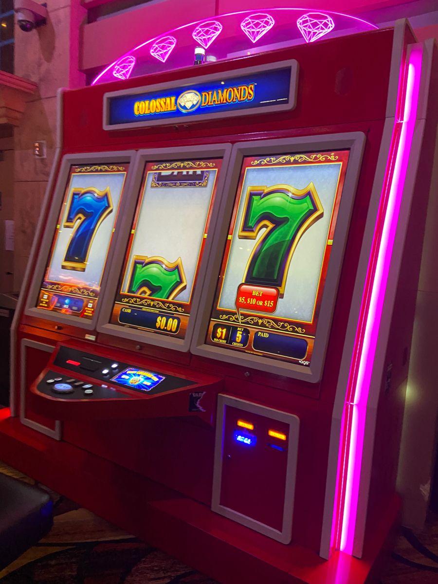 Plinko Casino کیسینو میں سلاٹ کھیلنا شروع کریں۔